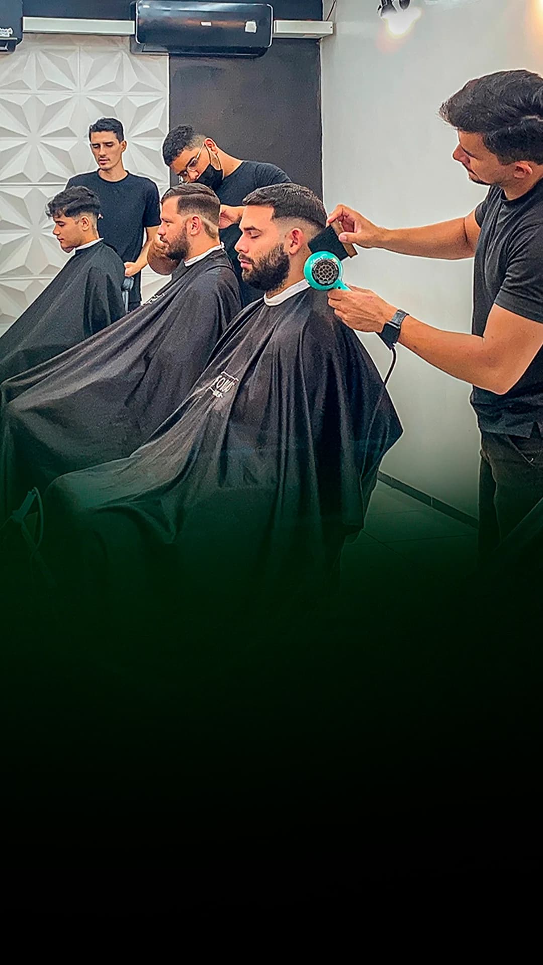 Atendimento premium na Léo Nunes Barbearia